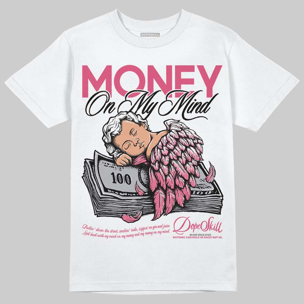 Balenciaga Runner White Fluo Pink DopeSkill T-Shirt MOMM Graphic Streetwear - White