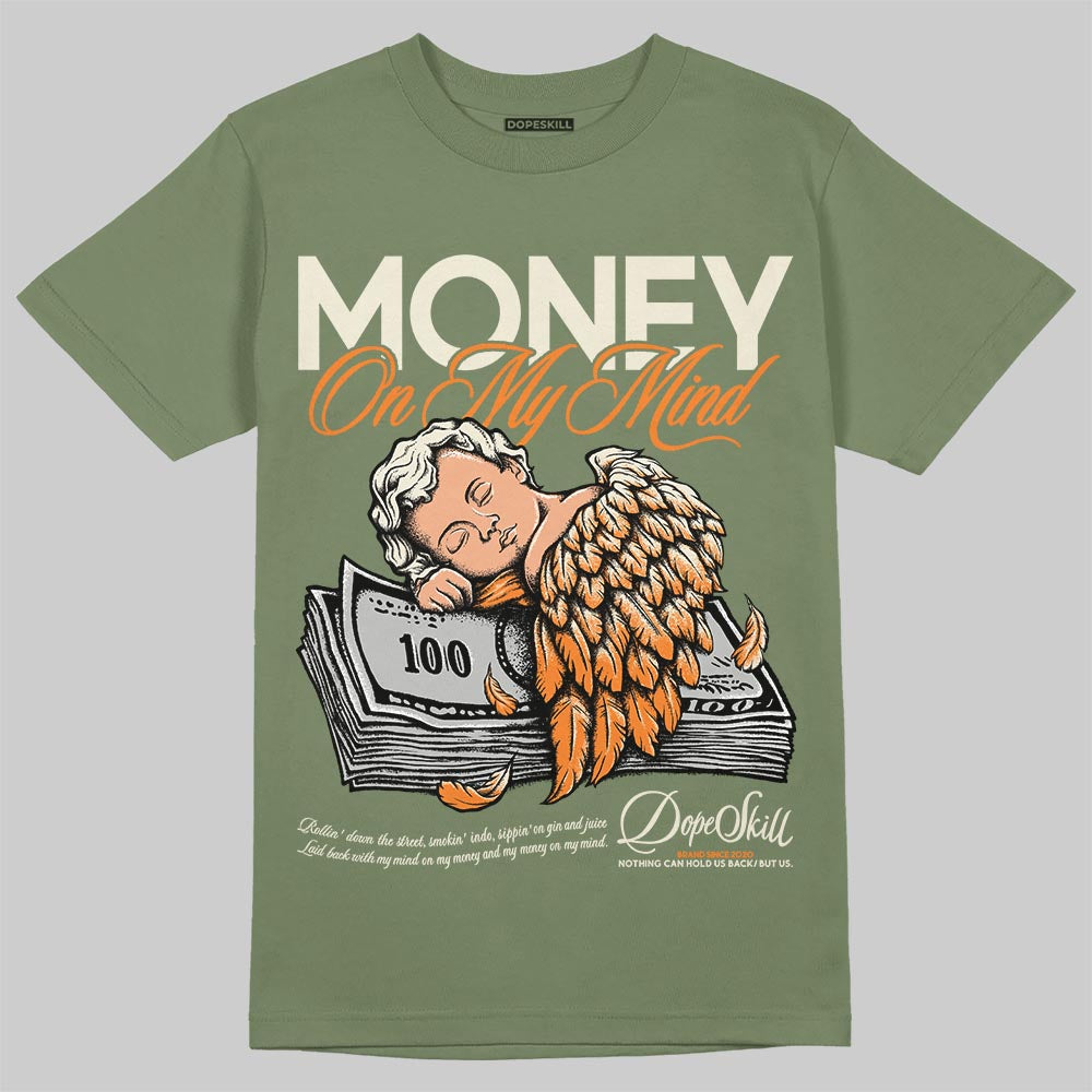 Jordan 4 Retro OG SP Undefeated (2025) DopeSkill T-Shirt MOMM Graphic Streetwear - Military Green