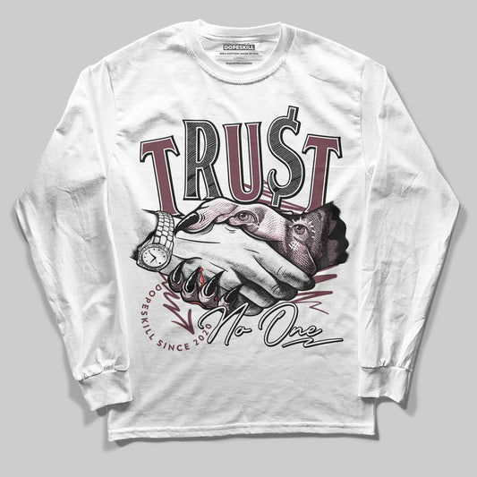Asics Gel-Cumulus 16 "Port Royal" DopeSkill Long Sleeve T-Shirt Trust No One Graphic Streetwear - White