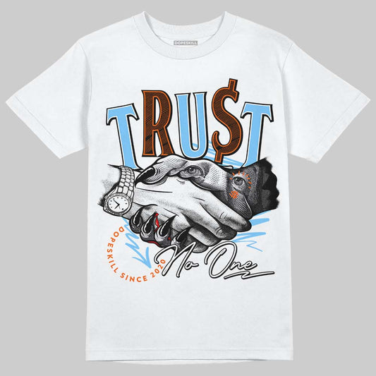 Dunk Low Futura University Blue DopeSkill T-Shirt Trust No One Graphic Streetwear - White