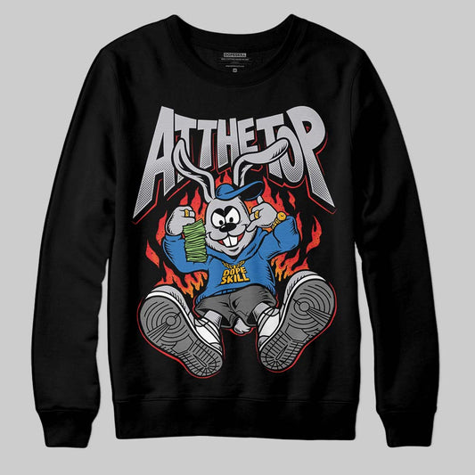 Grey Sneakers DopeSkill Sweatshirt At The Top Graphic Streetwear - Black