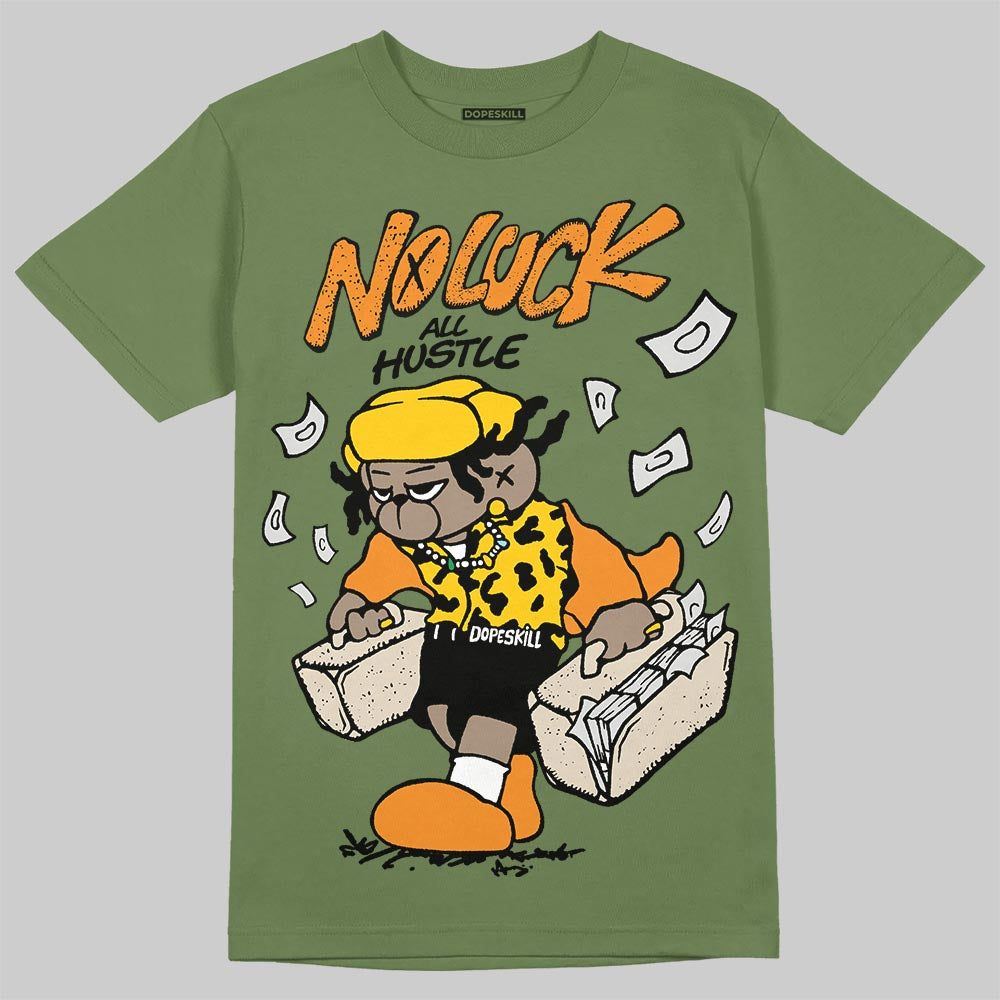 Olive Sneakers DopeSkill T-Shirt No Luck, All Hustle Graphic Streetwear - Military Green