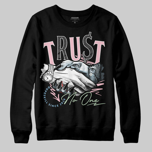 Jordan 4 Retro Valentine's Day (2026) (GS) DopeSkill Sweatshirt Trust No One Graphic Streetwear - Black