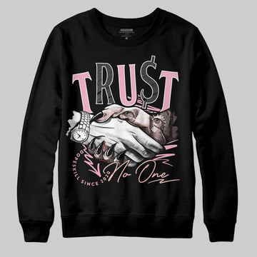 AMIRI White & Pink Stars Court Sneakers DopeSkill Sweatshirt Trust No One Graphic Streetwear - Black