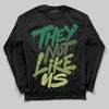 Foamposite Pro 'Pine Green' DopeSkill Long Sleeve T-Shirt They Not Like Us Graphic Streetwear - Black