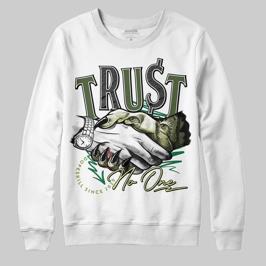 Foamposite Pro 'Pine Green' DopeSkill Sweatshirt Trust No One Graphic Streetwear - White