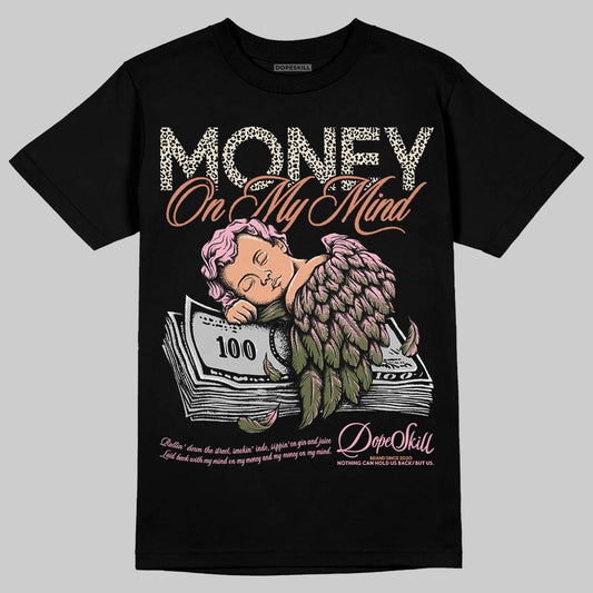 SB Dunk Low Pro x Arts-Rec Skateshop Rust Pink and Rough Green DopeSkill T-Shirt MOMM Graphic Streetwear - Black