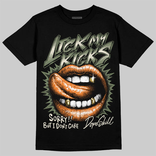 Jordan 4 Retro OG SP Undefeated (2025) DopeSkill T-Shirt Lick My Kicks Graphic Streetwear - Black