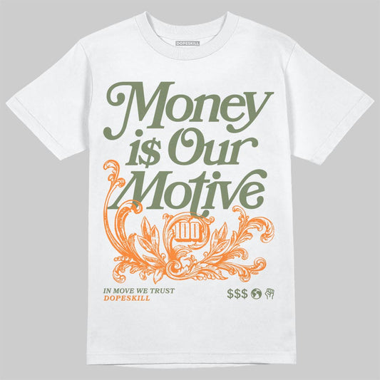 Jordan 4 Retro OG SP Undefeated (2025) DopeSkill T-Shirt Money Is Our Motive Typo Graphic Streetwear - White 