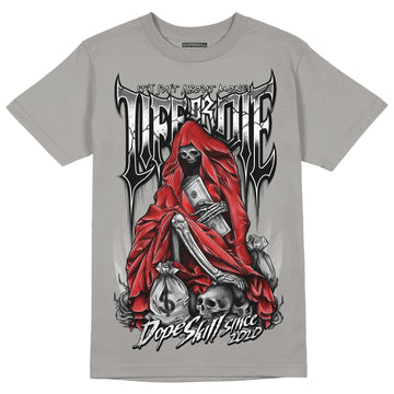 Grey Sneakers DopeSkill Grey T-shirt Life or Die Graphic Streetwear