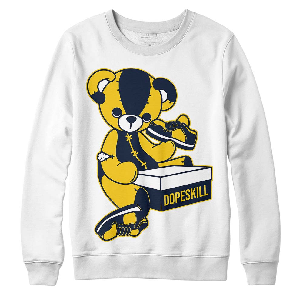 Dunk Low Vintage “Michigan” DopeSkill Sweatshirt Sneakerhead BEAR Graphic Streetwear - White