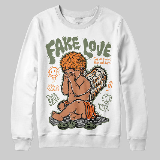 Jordan 4 Retro OG SP Undefeated (2025) DopeSkill Sweatshirt False Love Graphic Streetwear - White