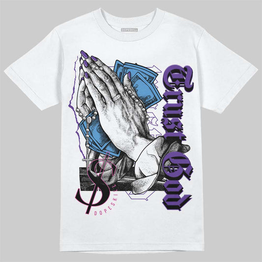 Dunk Low Championship Court Purple DopeSkill T-Shirt Trust God Graphic Streetwear - White