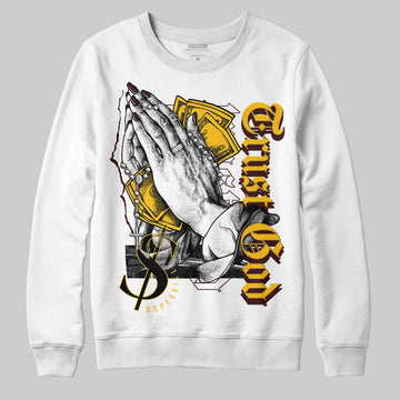 Dunk Yellow Bordeaux DopeSkill Sweatshirt Trust God Graphic Streetwear - White