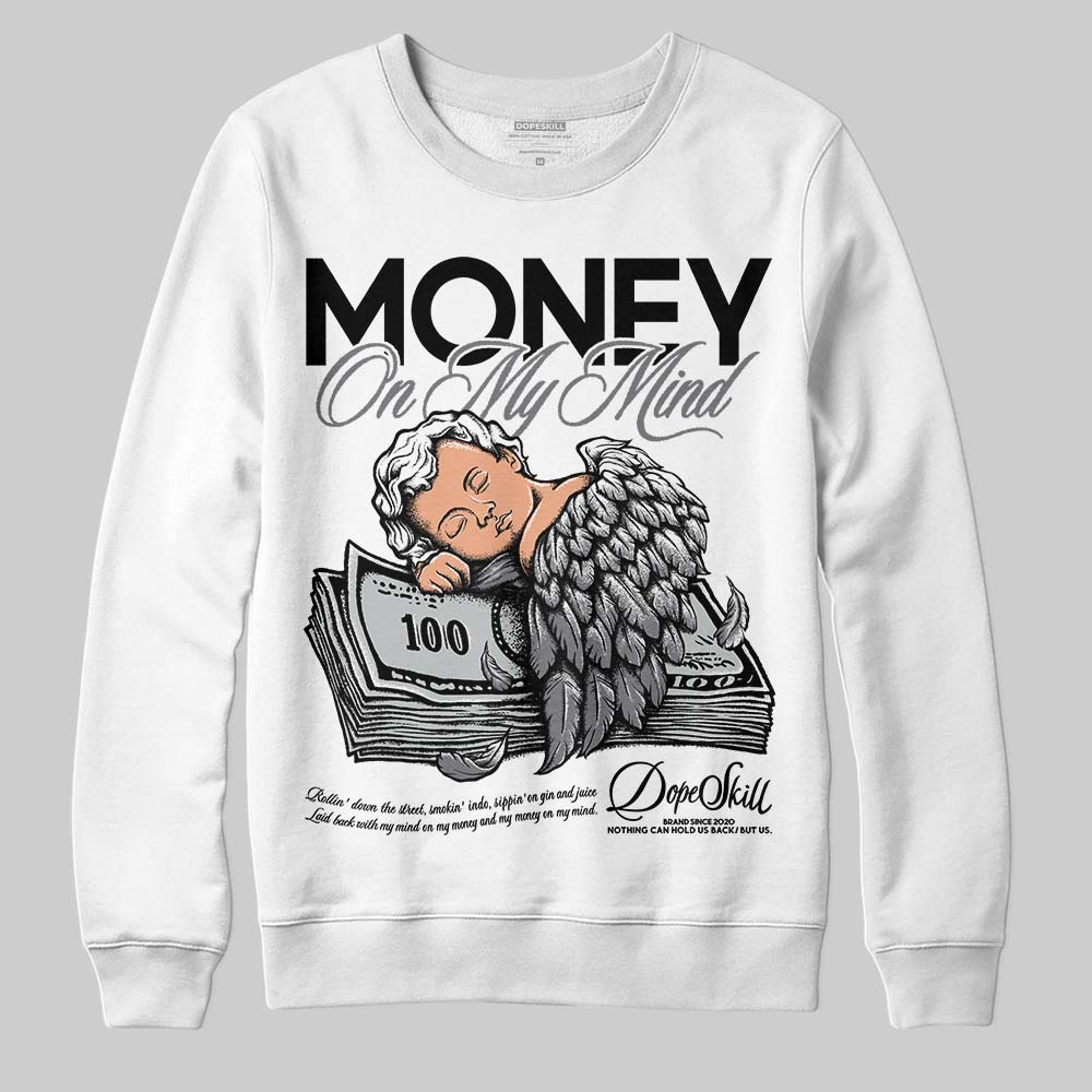 Jordan 4 “Fear” DopeSkill Sweatshirt MOMM Graphic Streetwear - White