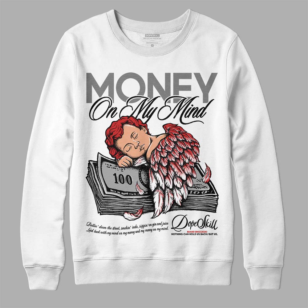 Jordan 1 High OG “Black/White” DopeSkill Sweatshirt MOMM Graphic Streetwear - White 