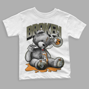 Jordan 5 "Olive" DopeSkill Toddler Kids T-shirt Sick Bear Graphic Streetwear - White 