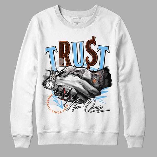 Dunk Low Futura University Blue DopeSkill Sweatshirt Trust No One Graphic Streetwear - White