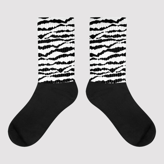 Jordan 1 High OG “Black/White” DopeSkill Sublimated Socks Abstract Tiger Graphic Streetwear 