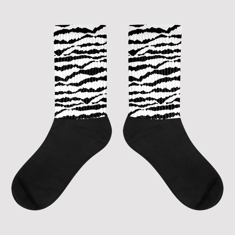 Jordan 1 High OG “Black/White” DopeSkill Sublimated Socks Abstract Tiger Graphic Streetwear 