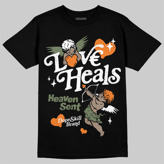 Jordan 4 Retro OG SP Undefeated (2025) DopeSkill T-Shirt New Love Heals Graphic Streetwear - Black