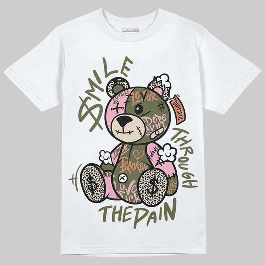 SB Dunk Low Pro x Arts-Rec Skateshop Rust Pink and Rough Green DopeSkill T-Shirt Smile Through The Pain Graphic Streetwear - White 