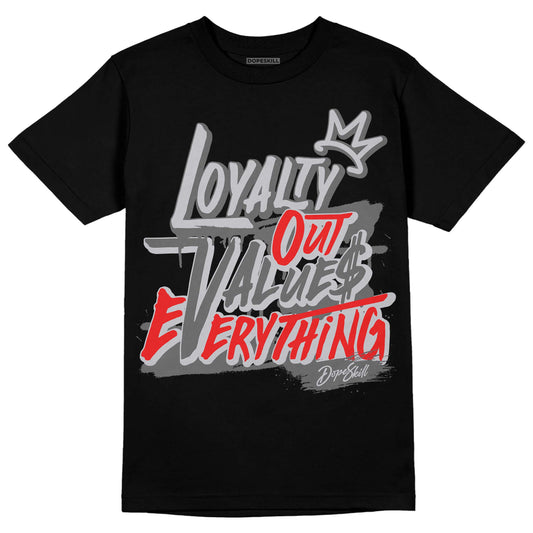 Grey Sneakers DopeSkill T-Shirt LOVE Graphic Streetwear - Black