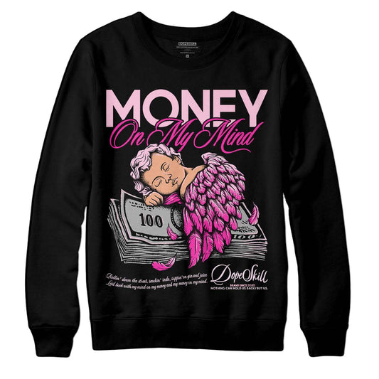 Dunk Low Triple Pink DopeSkill Sweatshirt MOMM Graphic Streetwear - Black