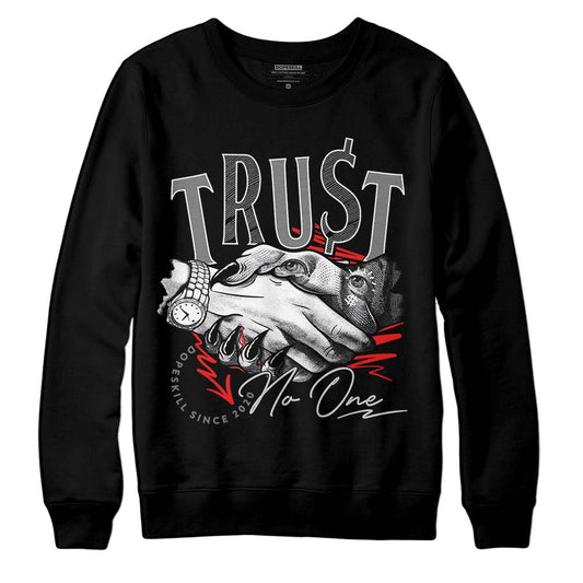 Grey Sneakers DopeSkill Sweatshirt Trust No One Graphic Streetwear - Black