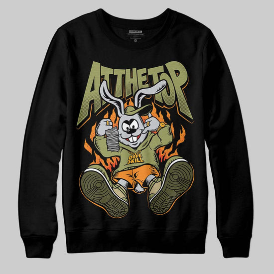 Olive Sneakers DopeSkill Sweatshirt At The Top Graphic Streetwear - Black
