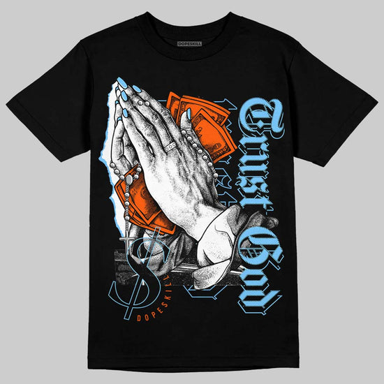 Dunk Low Futura University Blue DopeSkill T-Shirt Trust God Graphic Streetwear - Black