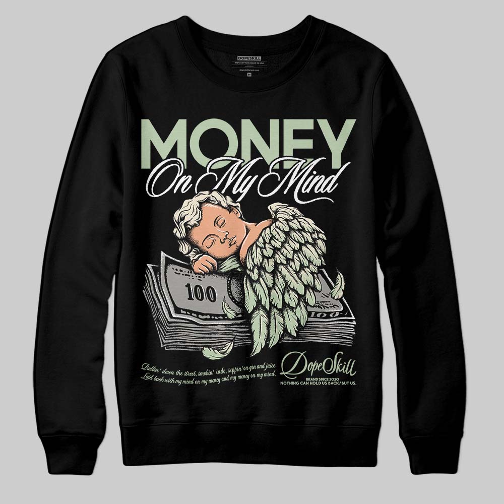 Jordan 4 WMNS “Seafoam” (2025) DopeSkill Sweatshirt MOMM Graphic Streetwear - Black