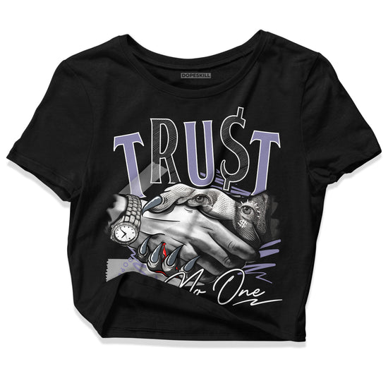 Jordan 5 Retro Low Indigo Haze DopeSkill Women's Crop Top Trust No One Graphic Streetwear - Black