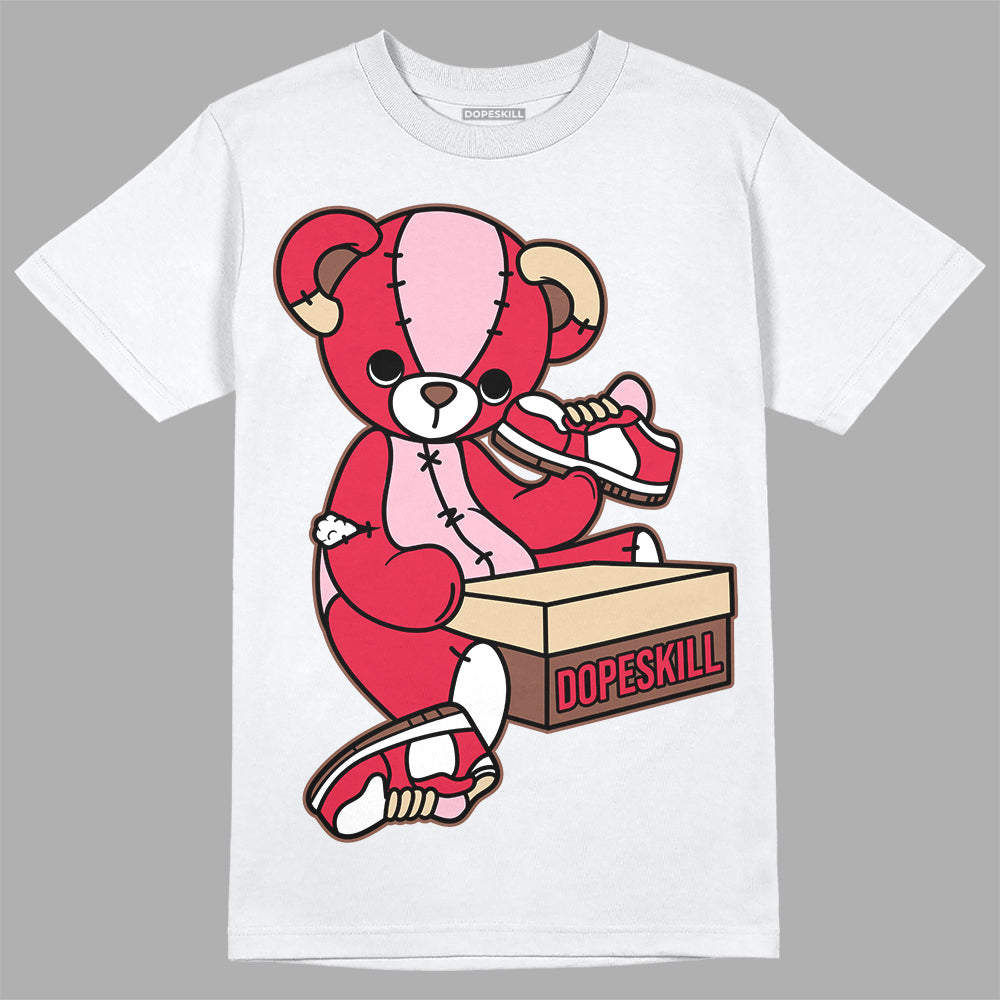 Dunk Low PRM Bacon DopeSkill T-Shirt Sneakerhead BEAR Graphic Streetwear - White 