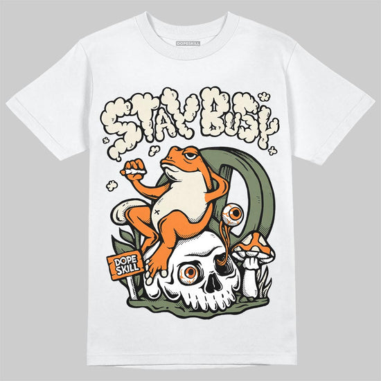 Jordan 4 Retro OG SP Undefeated (2025) DopeSkill T-Shirt Stay Busy Graphic Streetwear - White