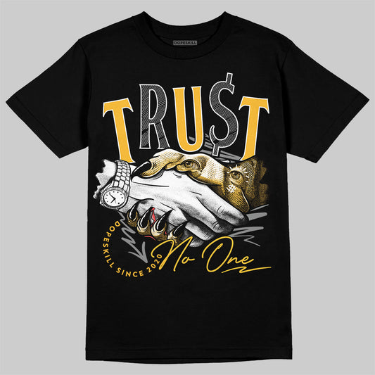 New Balance 9060 Varsity Gold (GS) DopeSkill T-Shirt Trust No One Graphic Streetwear - Black