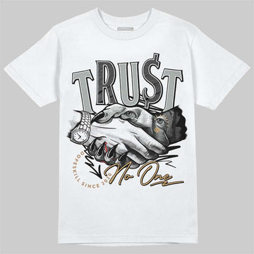 New Balance 1906R ‘White Gold’ DopeSkill T-Shirt Trust No One Graphic Streetwear - White