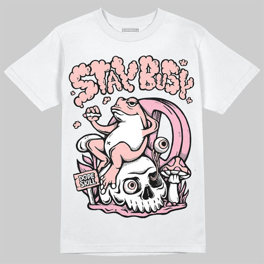 AMIRI White & Pink Stars Court Sneakers DopeSkill T-Shirt Stay Busy Graphic Streetwear - White