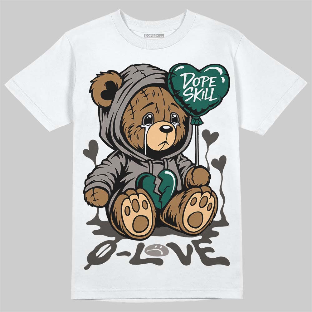 New Balance 2002R Protection Pack "Rain Cloud" DopeSkill T-Shirt Broken Bear Graphic Streetwear - White 