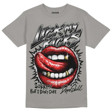 Grey Sneakers DopeSkill Grey T-Shirt Lick My Kicks Graphic Streetwear