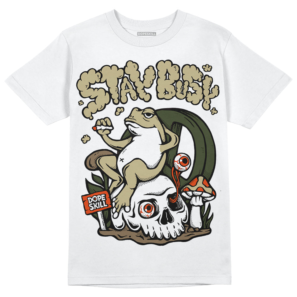 Olive Sneakers DopeSkill T-Shirt Stay Busy Graphic Streetwear - White