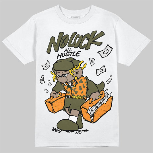 Olive Sneakers DopeSkill T-Shirt No Luck, All Hustle Graphic Streetwear - White