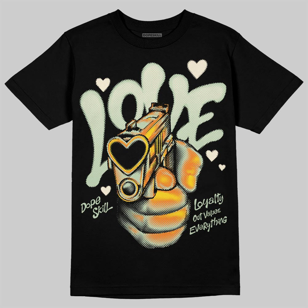 Jordan 4 WMNS “Seafoam” (2025) DopeSkill T-Shirt Love Shot Graphic Streetwear - Black