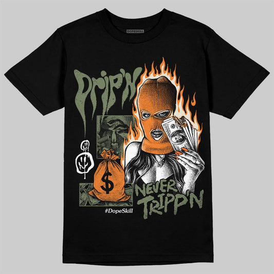 Jordan 4 Retro OG SP Undefeated (2025) DopeSkill T-Shirt Drip'n Never Tripp'n Graphic Streetwear - Black