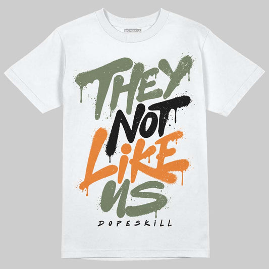 Jordan 4 Retro OG SP Undefeated (2025) DopeSkill T-Shirt They Not Like Us Graphic Streetwear - White