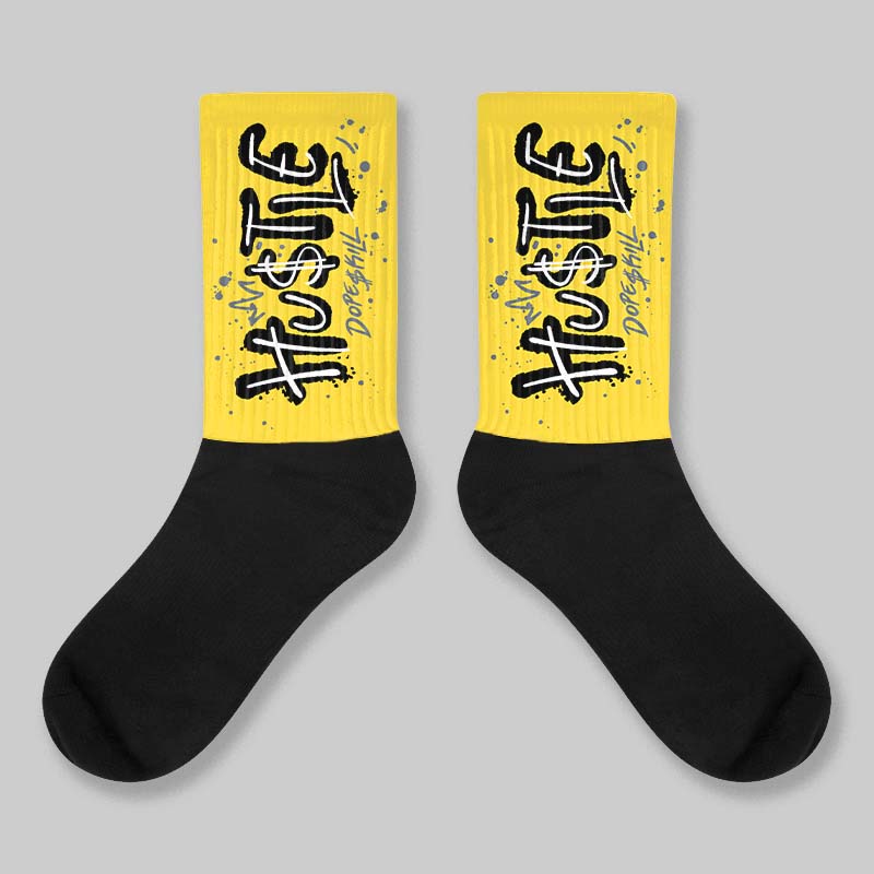 Hustle Graphic Socks
