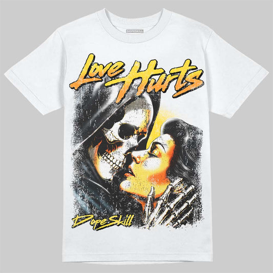 Jordan 4 Thunder DopeSkill T-Shirt Love Hurts Graphic Streetwear - White