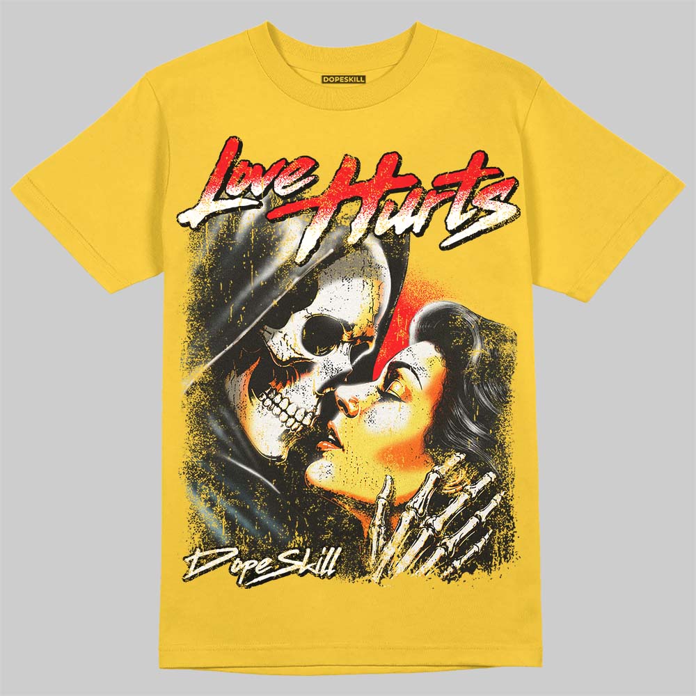 Jordan 4 Thunder DopeSkill T-Shirt Love Hurts Graphic Streetwear - Daisy