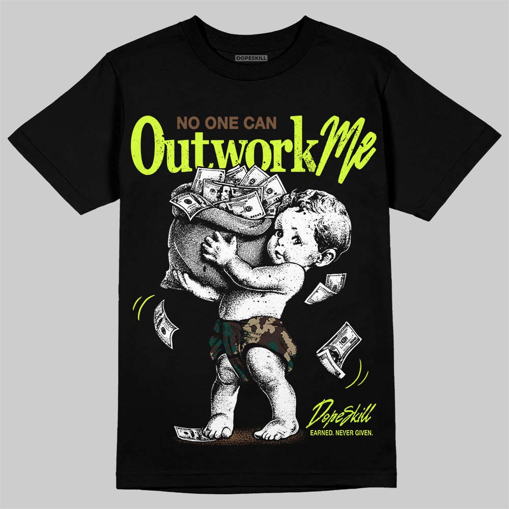 Foamposite Pro Green Camo DopeSkill T-Shirt No One Can Outwork Me Graphic Streetwear - Black