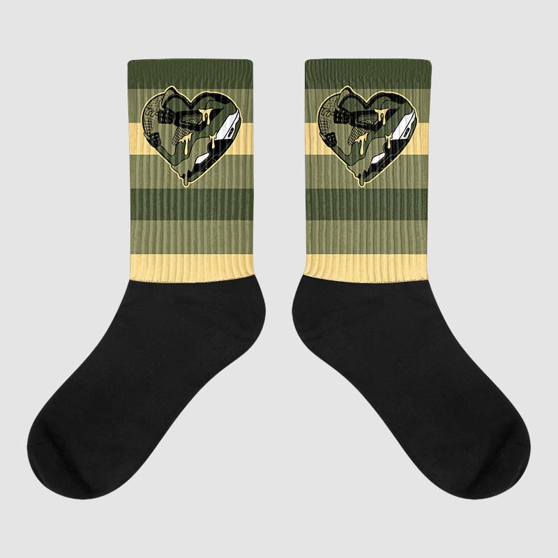 Jordan 4 Retro SE Craft Medium Olive DopeSkill Sublimated Socks Horizontal Stripes Graphic Streetwear